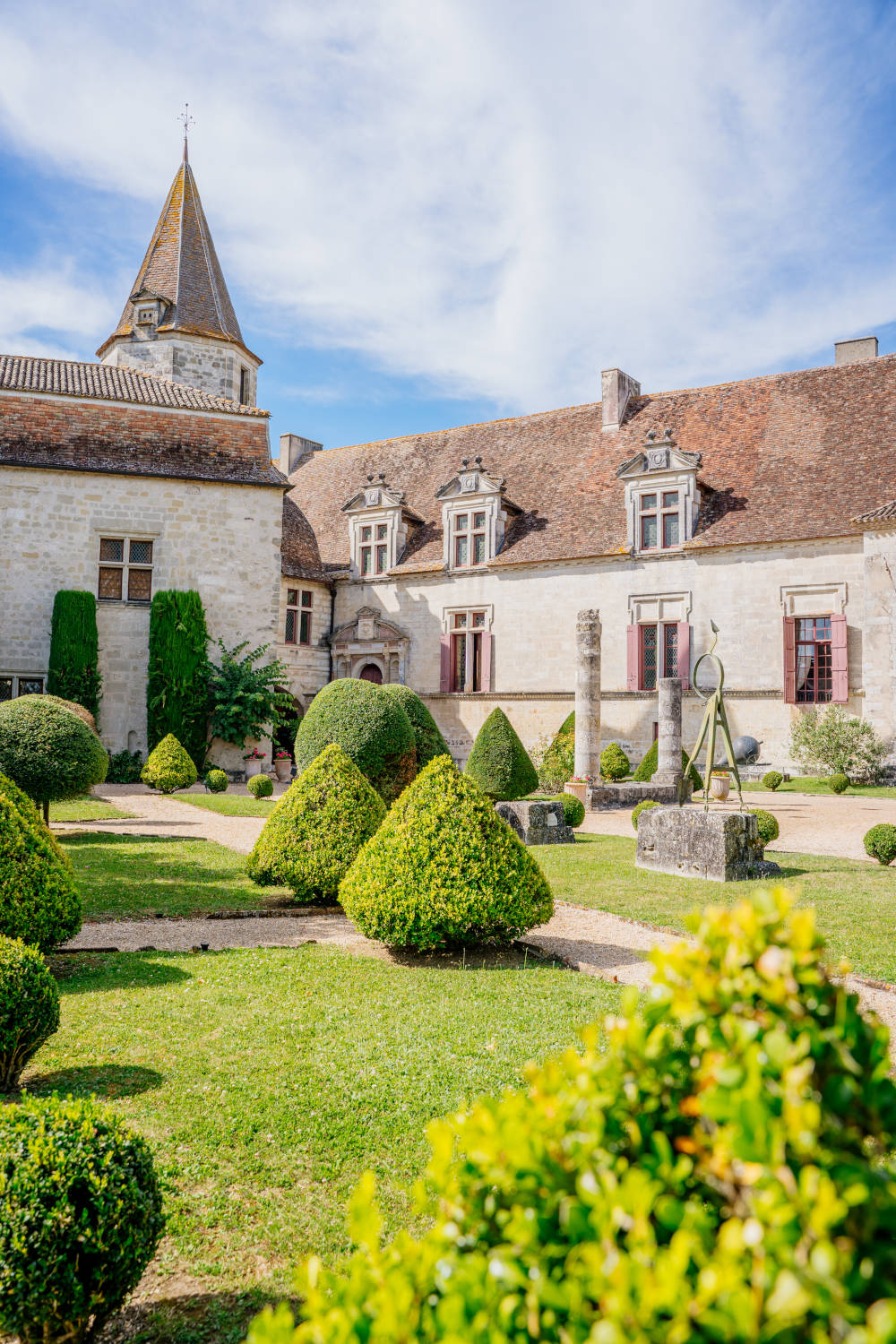 Château de Lauzun Château de Lauzun