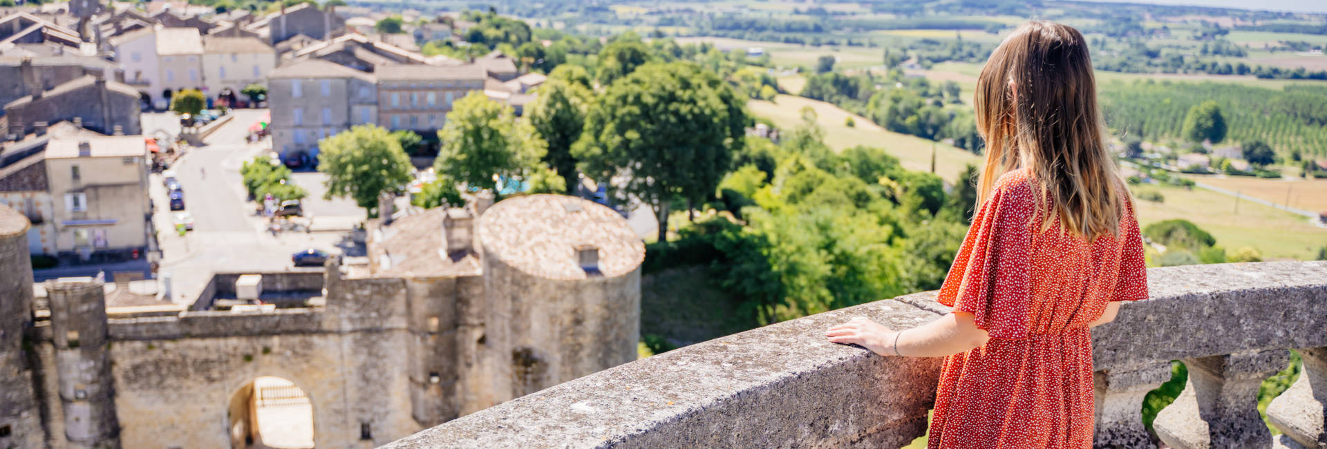Chateau de Duras en Lot-et-Garonne © Les Conteurs - BMS