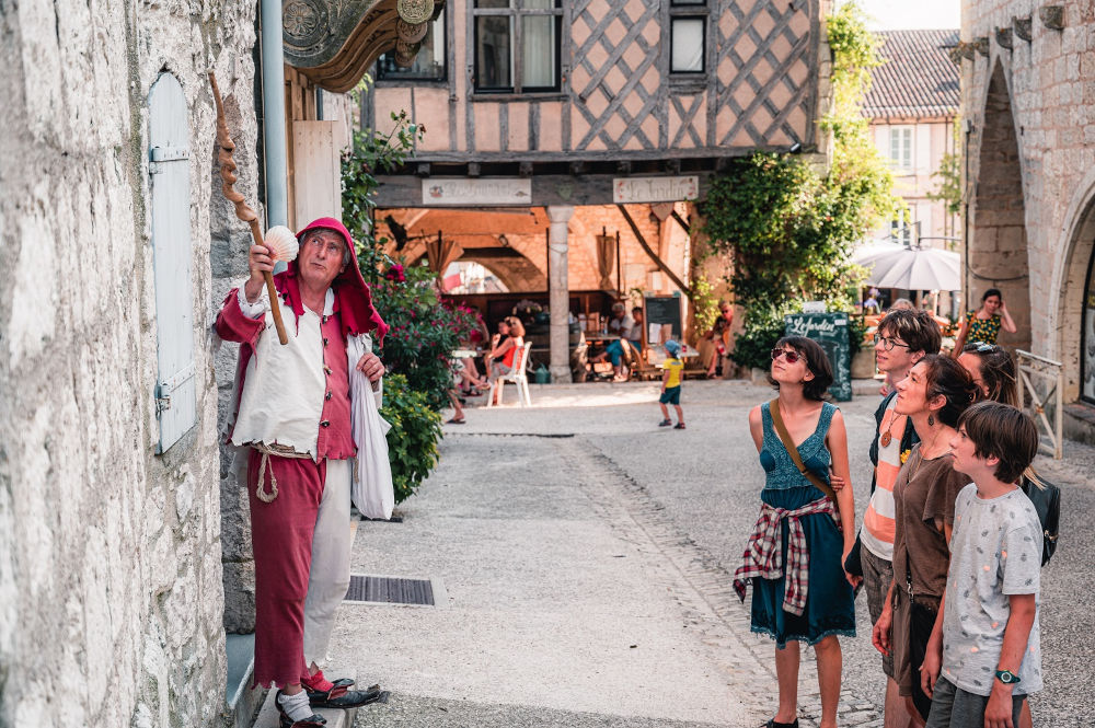 Visite de Monflanquin avec Janouille