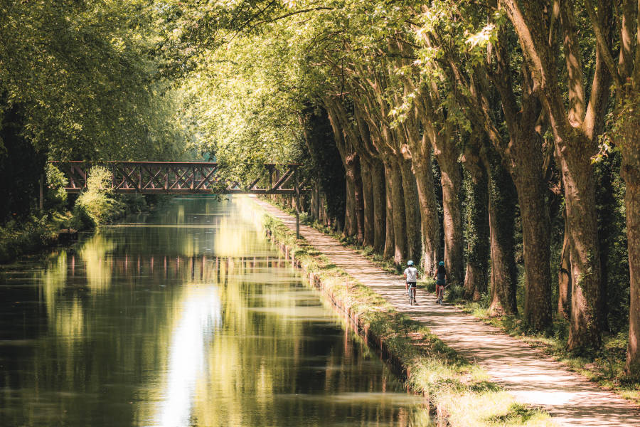 Le Canal des 2 Mers à Vélo