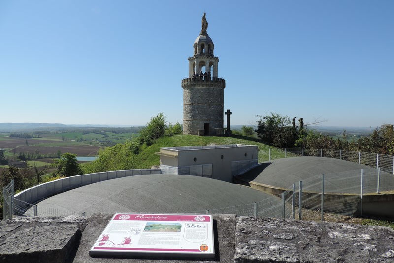 La butte de la Vierge