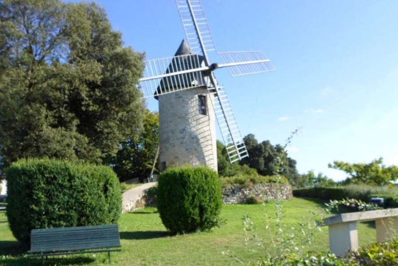 Le moulin à vent de Montpezat-d'Agenais