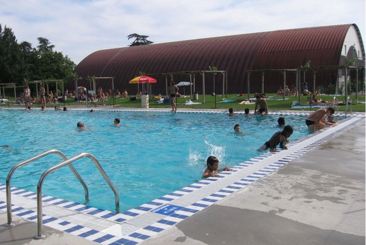 Piscine de Mézin